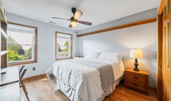 91 Ford St, Ansonia, CT 06401