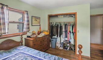 1423 S 7th St, Aberdeen, SD 57401