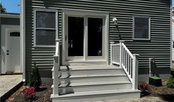 77 Ash St, Lincoln, RI 02865