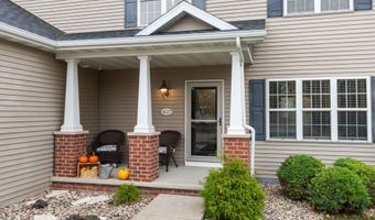 4027 E GLORY Ln, Appleton, WI 54913