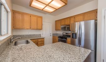 1747 Eardley Ave, Santa Rosa, CA 95401