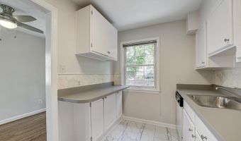 5813 FIFER Dr, Alexandria, VA 22303