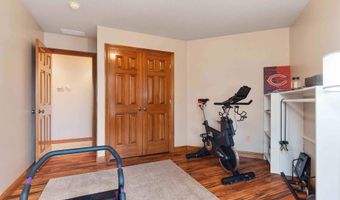 1908 Bent Tree Ct, Auburn, IN 46706