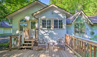 33823 State Route 706 E 2, Ashford, WA 98304