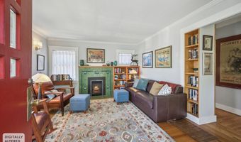 1376 Versailles Ave, Alameda, CA 94501