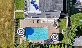 141 30th St, Avalon, NJ 08202