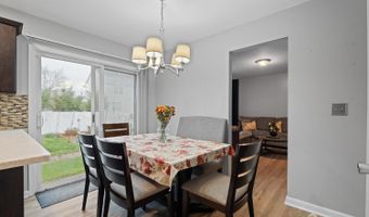 198 Arlington Ave, Aberdeen, NJ 07721