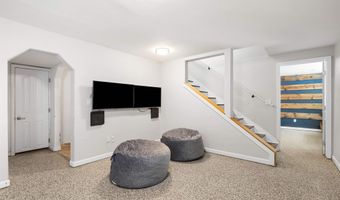 9439 W Stonehill Ct, Boise, ID 83709