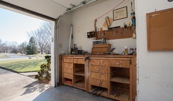8324 Bishops Ln, Indianapolis, IN 46217