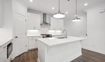 124 Downing Dr, Alpharetta, GA 30022