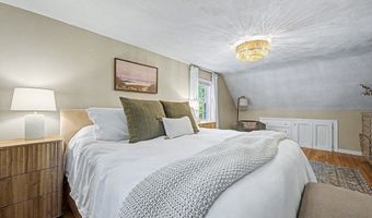 25 Claire Dr, Attleboro, MA 02703