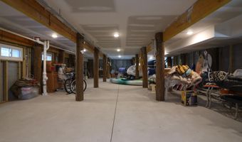 409 3rd St, Beach Haven, NJ 08008