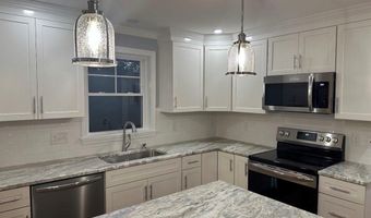 340 High Street St, Cumberland, RI 02864