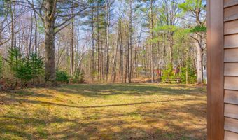 31 Dorothy Dr, Standish, ME 04084