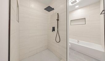 3592 GREAT FALLS Cir, Ann Arbor, MI 48108
