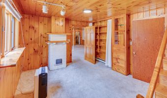 14 Lloyd St, Campton, NH 03223