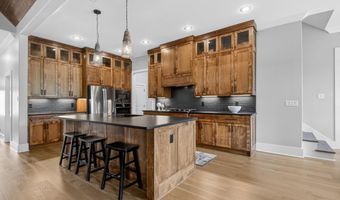 7400 Northwood Dr, Benton, AR 72019