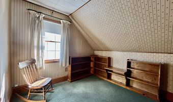 86 Spruce St, Berlin, NH 03570