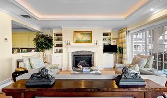 24 Brown And Howard Wharf 302, Newport, RI 02840