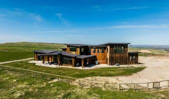 838 Hwy 335, Big Horn, WY 82833