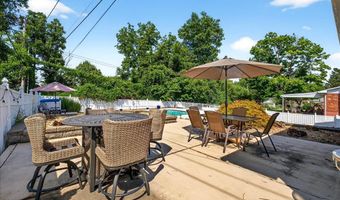 117 Windcliffe Dr, Ballwin, MO 63021