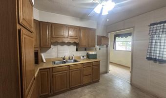 65 13 Ave W, Albia, IA 52531