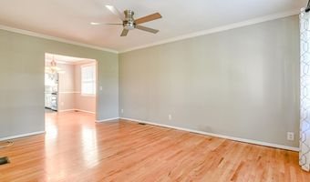 48 Washington Ave, Middletown, NJ 07748