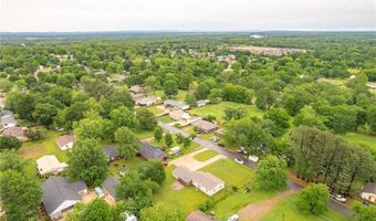 605 6Th St, Barling, AR 72923