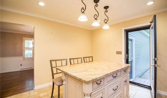 185 N Bissell Rd, Aurora, OH 44202