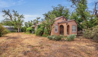 911 W Fox St, Carlsbad, NM 88220