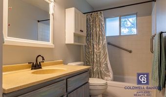 2102 10th St, Cody, WY 82414