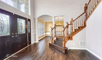 3260 Nottingham Dr, Algonquin, IL 60102