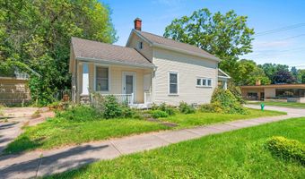 1025 S LAWE St, Appleton, WI 54915