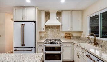 113 Sherwood Dr, Santa Rosa, CA 95405