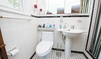 6789 LITTLE FALLS Rd, Arlington, VA 22213