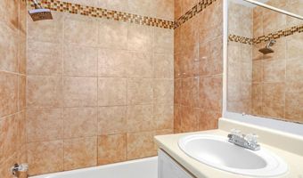812 20th St 8, Boulder, CO 80302