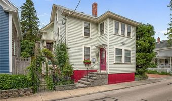 74 Third St, Newport, RI 02840