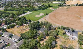2020 Cromwell Ln, Blackfoot, ID 83221