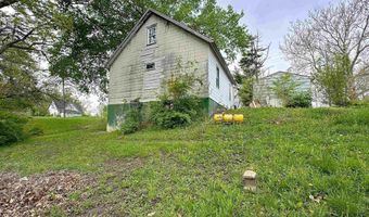 204 MAIN Ave, Matherville, IL 61231