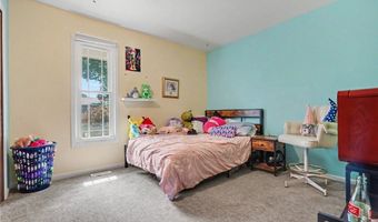 3854 Surfside Cir, Aurora, OH 44202