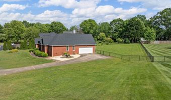 121 Lewis Burnett Dr, Boiling Springs, SC 29316