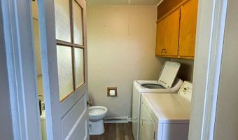 303 S Park St, Albany, WI 53502