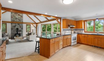 444 Middle Rd, Boxborough, MA 01719