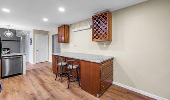 305 S RED LION Ter, Bear, DE 19701