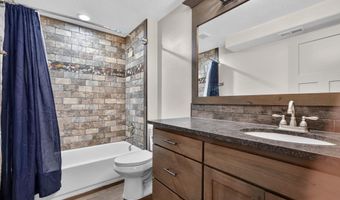 1027 Pinewood Ave, Chubbuck, ID 83202