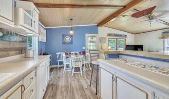 156 Linden Dr, Arnolds Park, IA 51360