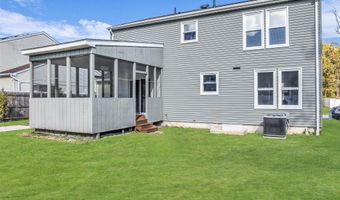 35 Bayside Ave, Barnegat, NJ 08005