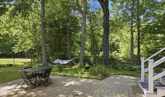 27 Kennel Hill Dr, Beverly, MA 01915