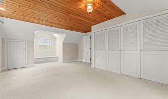 180 Ross Hill Rd, Charlestown, RI 02813