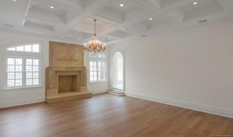 67 Robin Ln, Alpine, NJ 07620